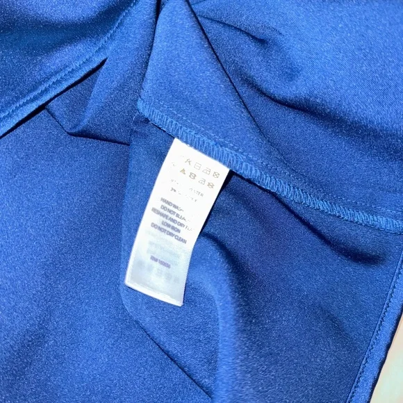 Nicole Miller New York Satin Sapphire Blouse Women's Luxe Top - Size L NWT - Picture 6 of 6